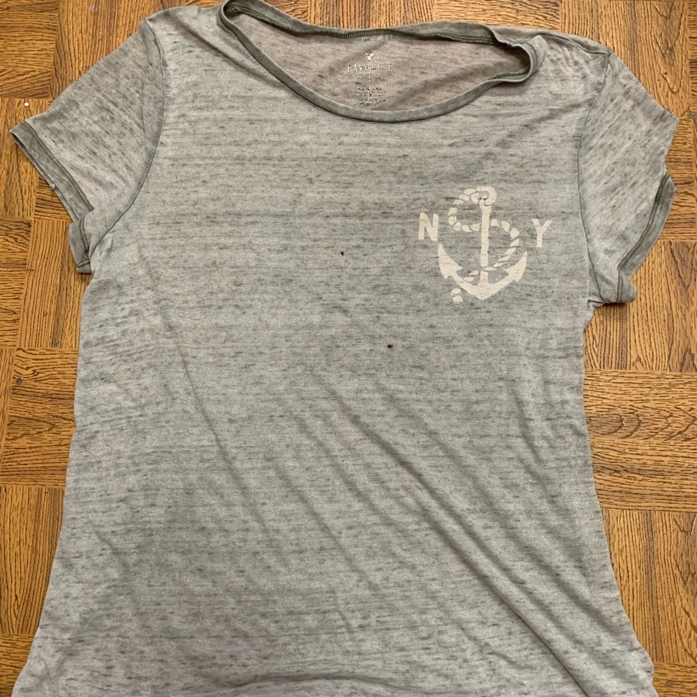 American Eagle T-shirt
